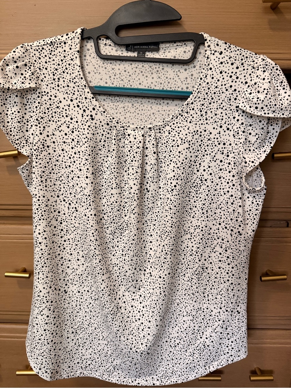 Adrianna Papell White Dot Flutter-Sleeve Blouse